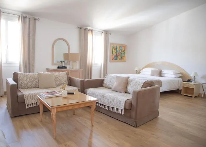 Hôtel accueillant les animaux: Hotel La Caravelle